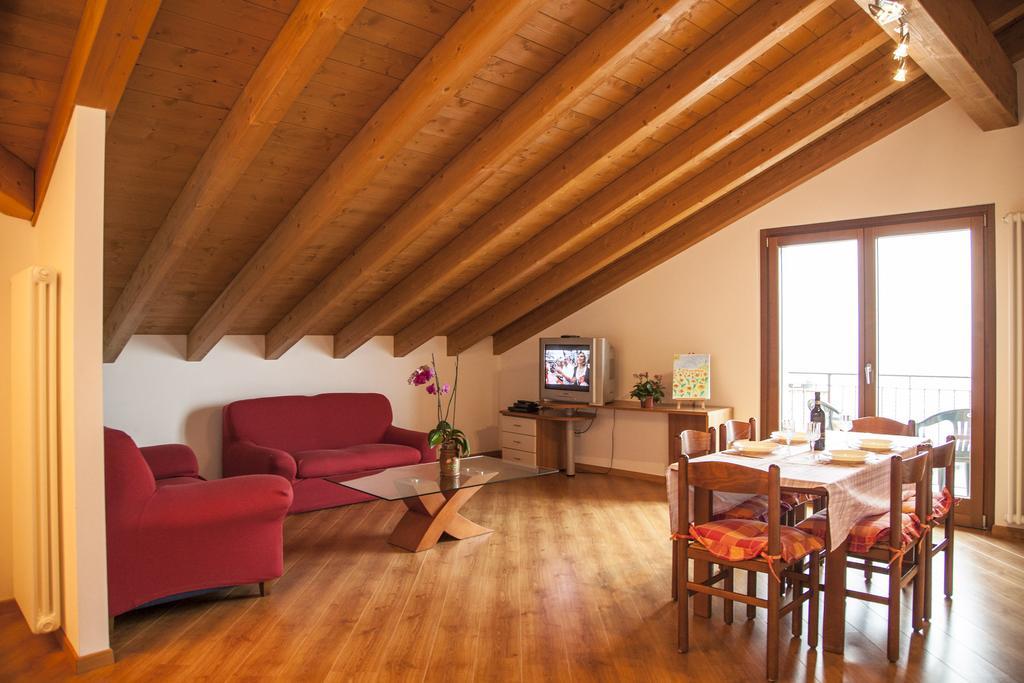 Casa Sole Apartment Vercana Phòng bức ảnh